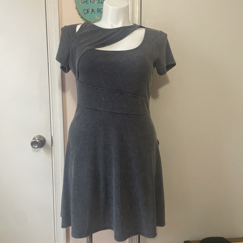 NWOT Killstar Grey Stretch Peek a Boo Dress Large Short Sleeve Fit & Flare